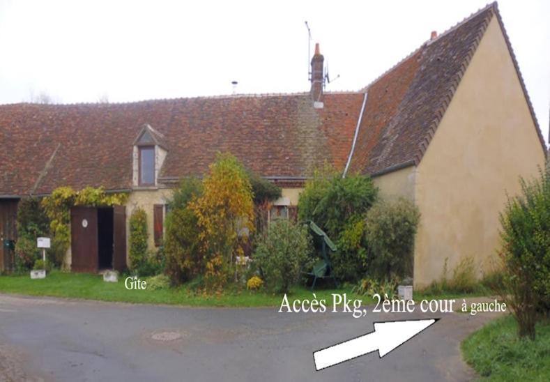 Gite De La Galaisiere Préaux エクステリア 写真